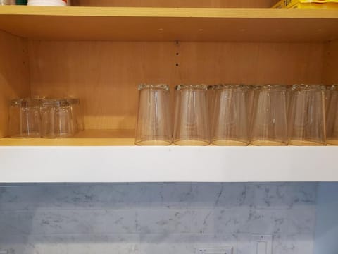 Actually walkable to square & Private Heated Pool House in Georgetown