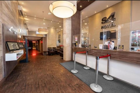 Property building, Restaurant/places to eat, Swimming pool