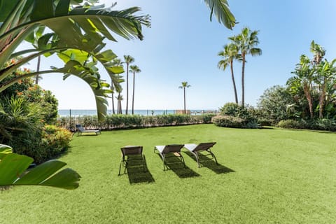 Natural landscape, Garden, Garden view, Sea view, sunbed