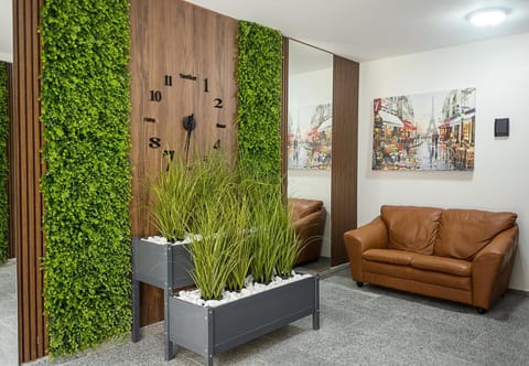 Property building, Seating area