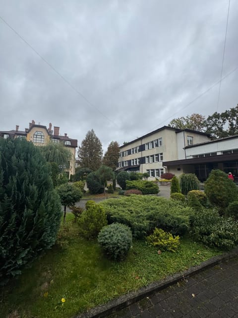 Property building, Day, Natural landscape