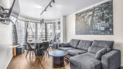 Living room, Seating area, Dining area