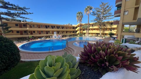 Garden view, Pool view, Swimming pool