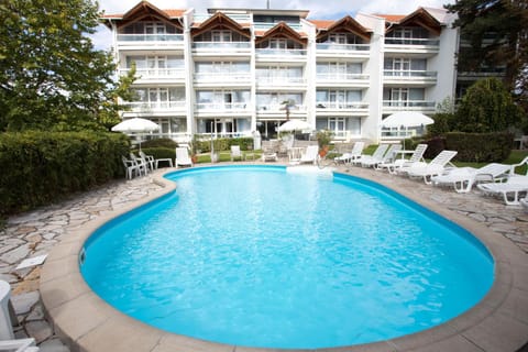 Property building, Garden, Swimming pool, Open Air Bath