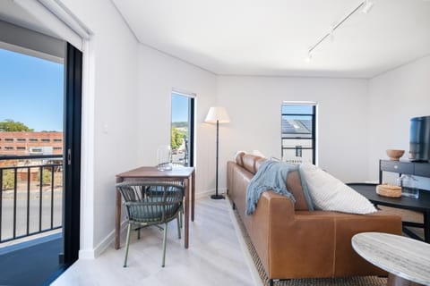 221 Paarl Lux 1 Bdrm Apt with Mountain Views Apartment in Cape Town