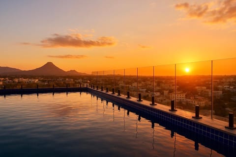 Nearby landmark, Natural landscape, Mountain view, Pool view, Sea view, Swimming pool, Sunrise, Sunset