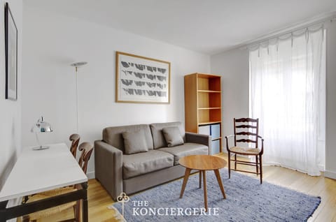 Duplex Cosy 3 pieces 14e Apartment in Paris