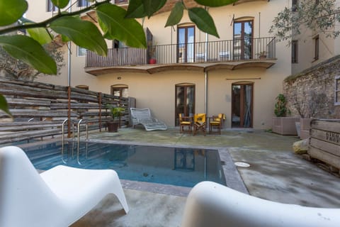 Patio, Garden, Balcony/Terrace, Swimming pool, Swimming pool
