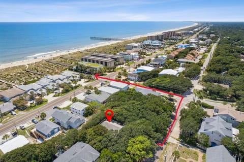 Charming Coastal Retreat sleeps up to 9 House in Fernandina Beach
