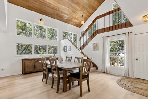 Charming Coastal Retreat sleeps up to 9 House in Fernandina Beach