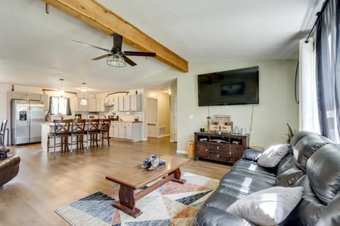 1 Mi to Shops and Cafes Updated Cassville Home! House in Ozark Mountains