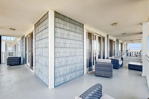 Emerson Towers 504 Apartment in Ocean City