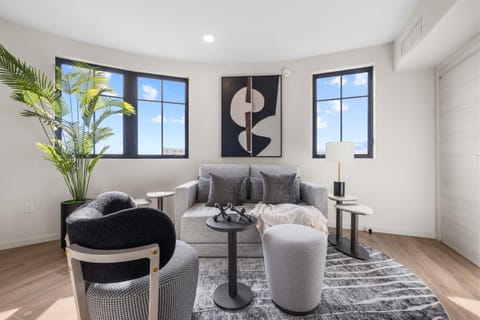 Living room, Decorative detail