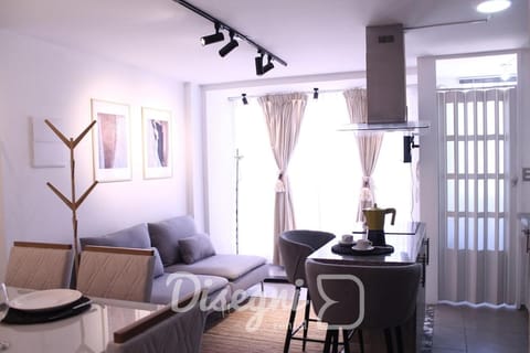 Living room, Dining area