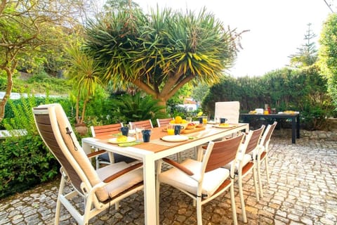 Garden, Dining area, Garden view
