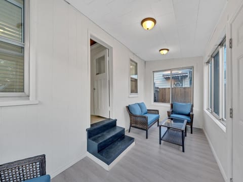 MINT 3Bedroom Home Perfect for long stay! Apartment in Windsor