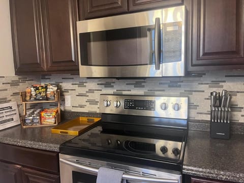 You Second Home In Birmingham!!! House in Birmingham