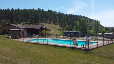 Swimming pool, Swimming pool