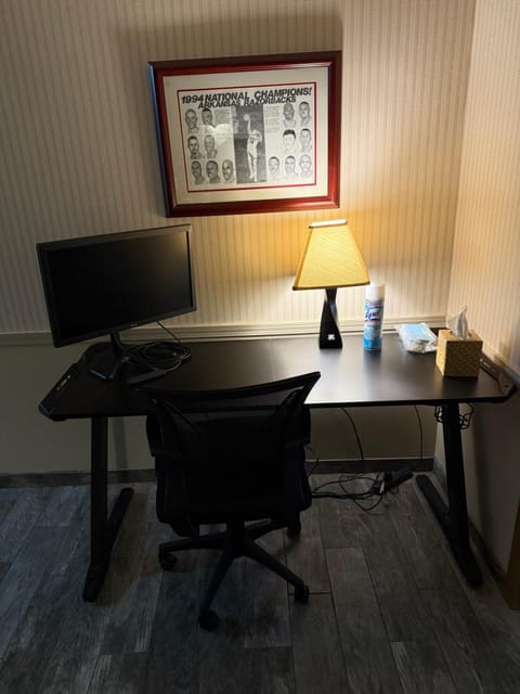 Gingers Place House in Rogers