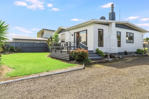 Property building, Garden, Garden view