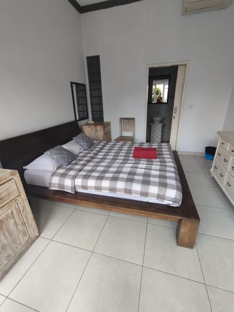 Kubusawah Guest House Bed and Breakfast in Kuta