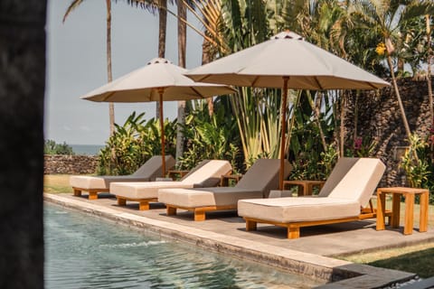 Patio, Spring, Day, Natural landscape, Garden, Garden view, Pool view, Sea view, Swimming pool, sunbed