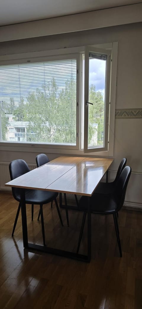 Nice and cloce to the airport 75m2 app Apartment in Helsinki