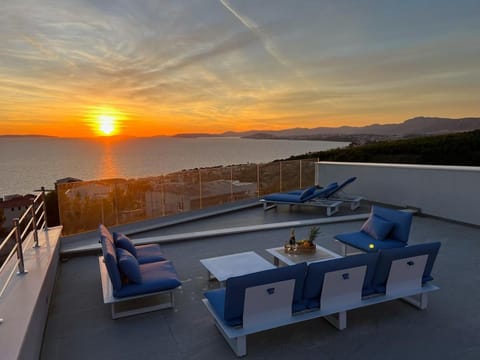 Balcony/Terrace, Balcony/Terrace