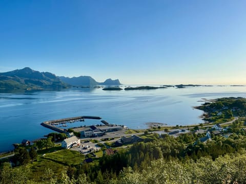 Natural landscape, Mountain view, Sea view