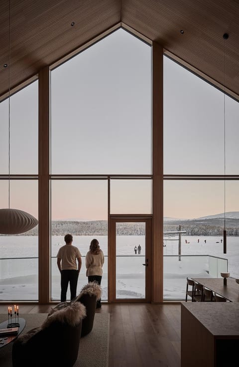 Joiku Luxury Lakeview Chalet Apartment in Norrbotten County, Sweden