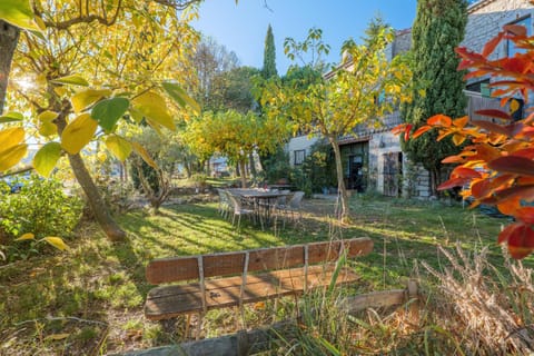 Gîte Des Louveteaux Apartment in Berrias-et-Casteljau