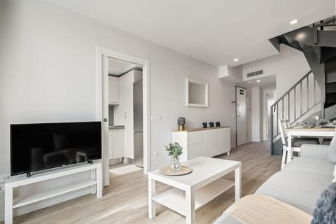 Accessible flat near the Toledo Bridge - 5A Apartment in Madrid