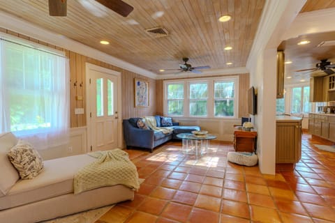 Luxurious Dual-Home Retreat in Prime Sarasota Location House in Sarasota