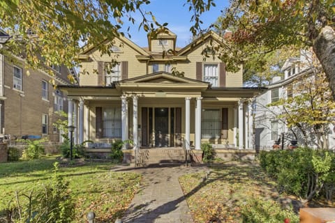 Property building, Garden