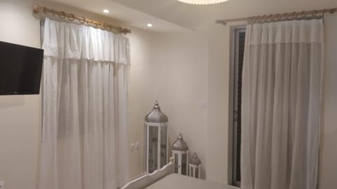 The Spring House Apartment in Tyros