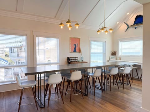 Gulf-Front Pool Hot Tub 5 Kings Elevator House in Saint George Island