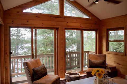 Fishtrap Lake Lodge 4400 sq feet 6 bedroom 3 bath House in Wisconsin