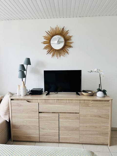 Soleilcaraïbe Studio - direct beach access Gosier Apartment in Le Gosier