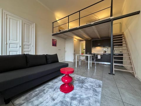 Living room, Photo of the whole room, Seating area