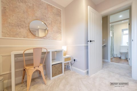 Belfast Quarters- Fane St Apartment in Belfast