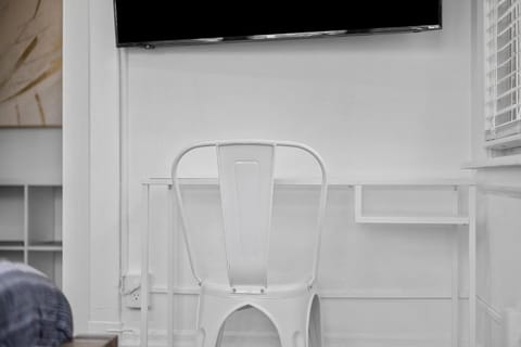 Pittsburgh Shadyside 3A Bright and Stylish Private Bedroom with Shared Bathroom Vacation rental in Shadyside