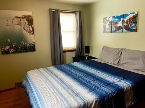 Lambeau Views! Walk to Titletown District & Resch House in Ashwaubenon