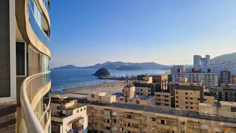 Nearby landmark, Balcony/Terrace, Beach, City view