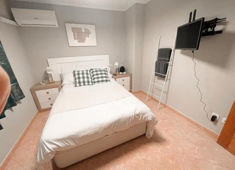 Room in Alicante with shared terrace 8 Agost Bed and Breakfast in Alicante