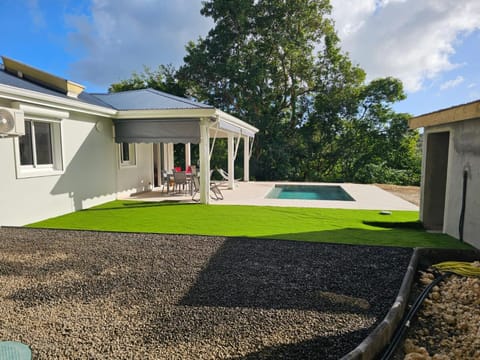 Patio, Spring, Garden, Garden, Balcony/Terrace, Garden view, Pool view, Swimming pool, Swimming pool, sunbed