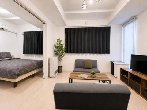 Bed, TV and multimedia, Living room, Bedroom