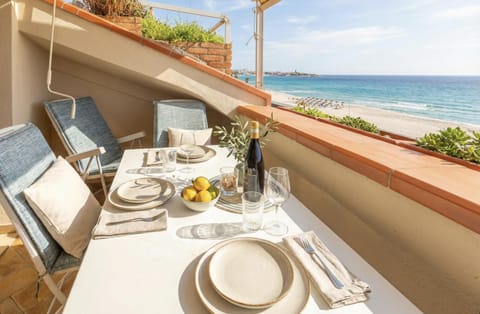 Balcony/Terrace, Balcony/Terrace