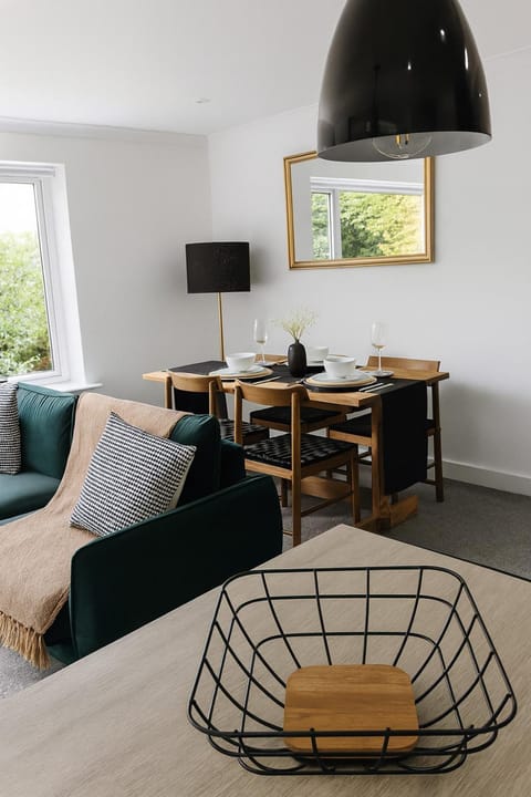 Comfortable 3 bed in Winchester - Parking Apartment in Winchester