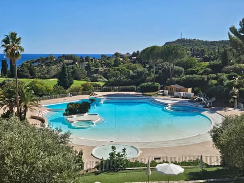 Sea view, Swimming pool