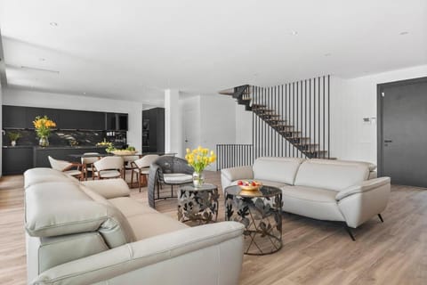 Villa Adelfa - Beachside Modern Villa in Marbella Villa in San Pedro de Alcántara